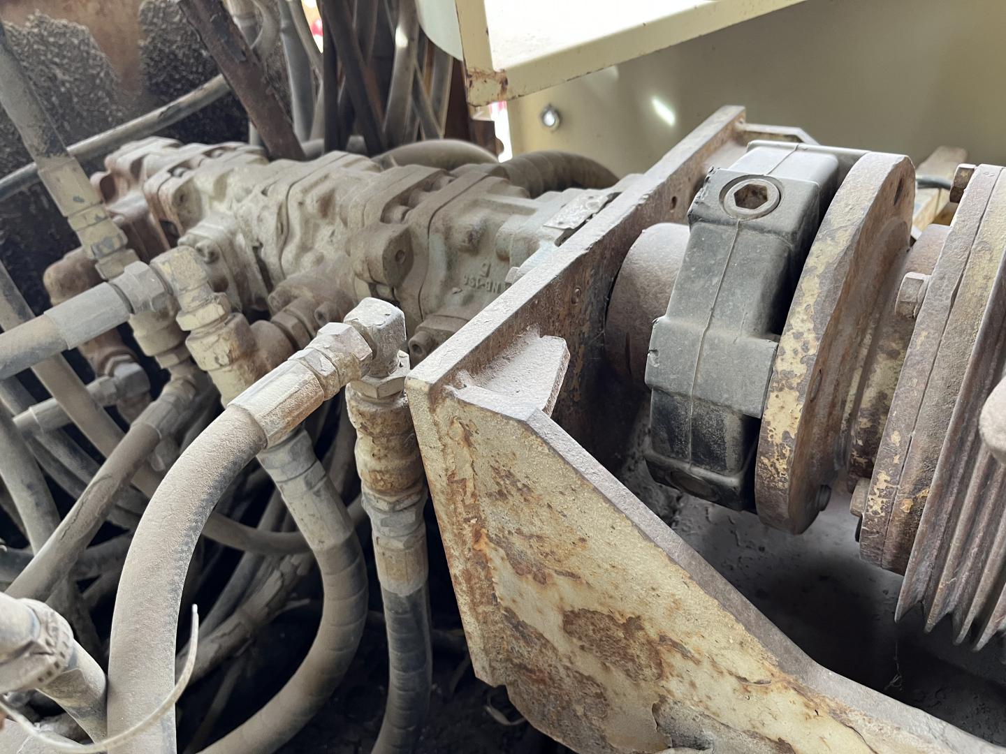 ./imagenes/INVOICE/2019/15766/HIDROTRACK INGERSOLL RAND LME500C (13).JPG